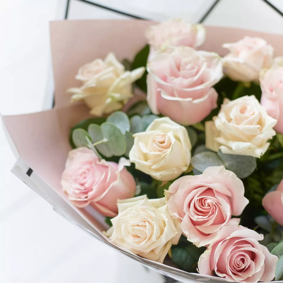 Beautifully Simple Pink Rose Bouquet - Image 4