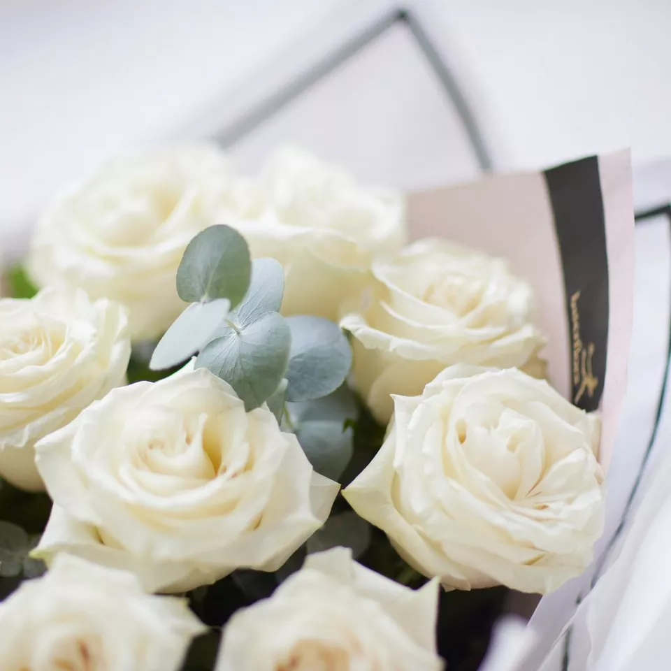 Beautifully Simple White Rose Bouquet - Image 5