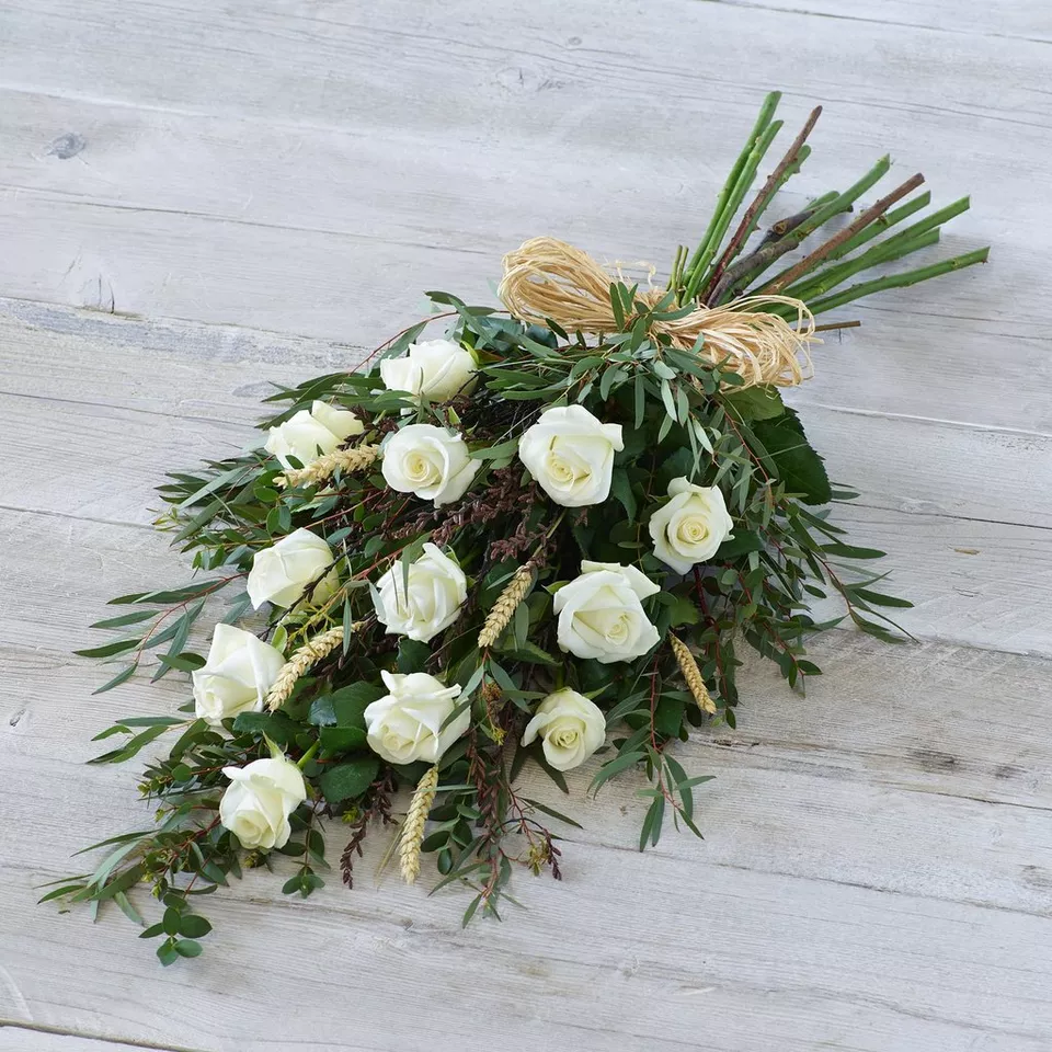 Classic Rose Sheaf Yellow - Image 7