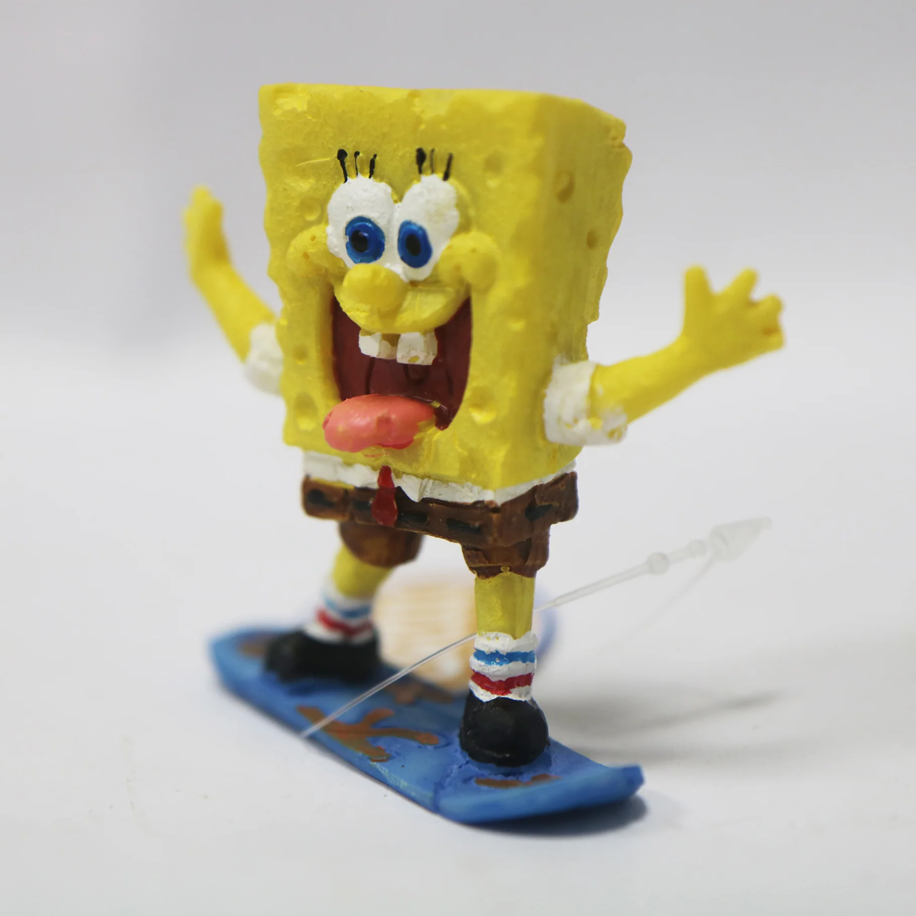 Foamy Bob Sponge Surfing - Image 2