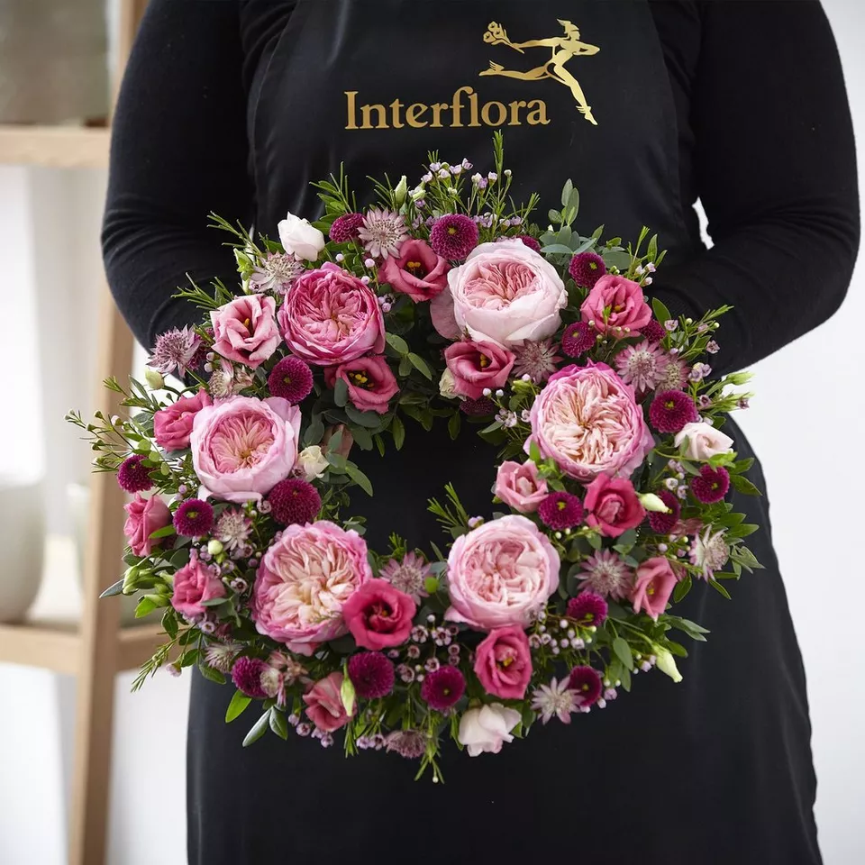 Garden Rose Wreath - Image 3