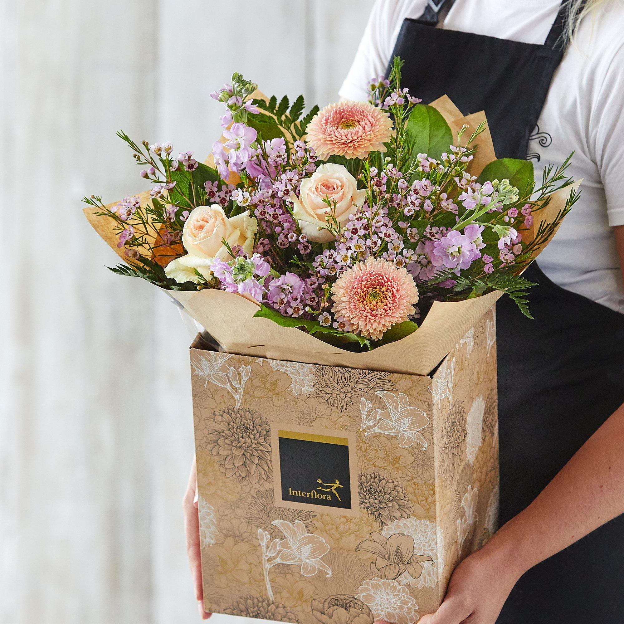Hand-Tied Bouquet - Image 11