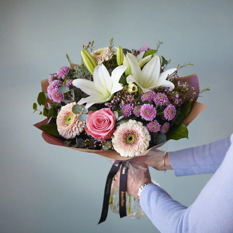 Hand-Tied Bouquet - Image 13