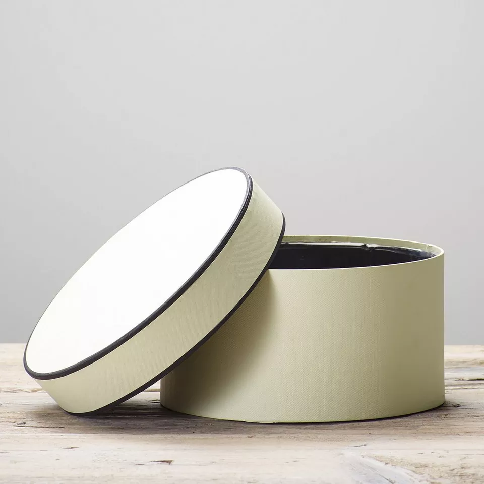 Handcrafted Hatbox - Image 5