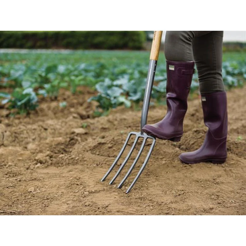 Kent and Stowe Carbon Steel Digging Fork - Image 2