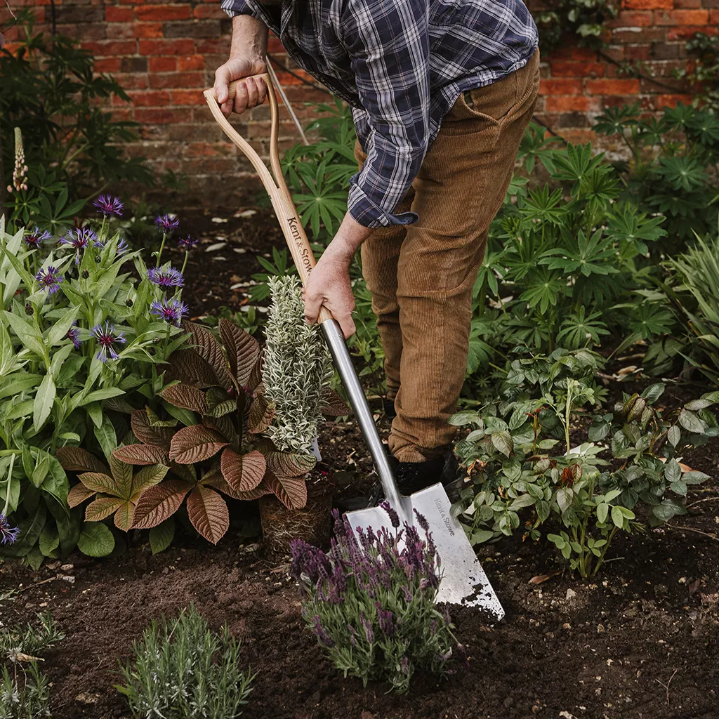 Kent & Stowe Stainless Steel Digging Spade - Image 2