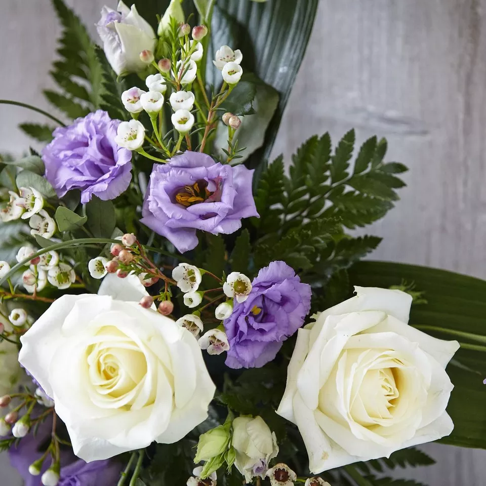 Lilac and White Cross - Image 3