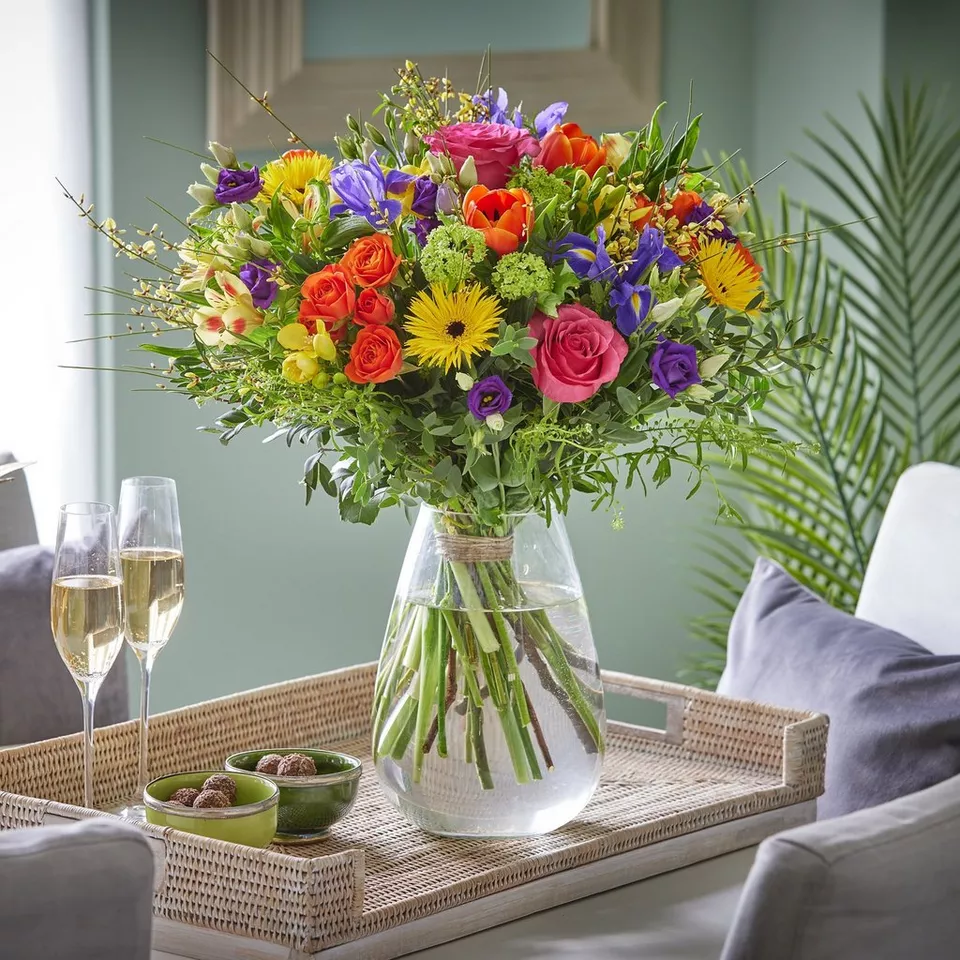 Luxury Classic Spring Bouquet - Image 3
