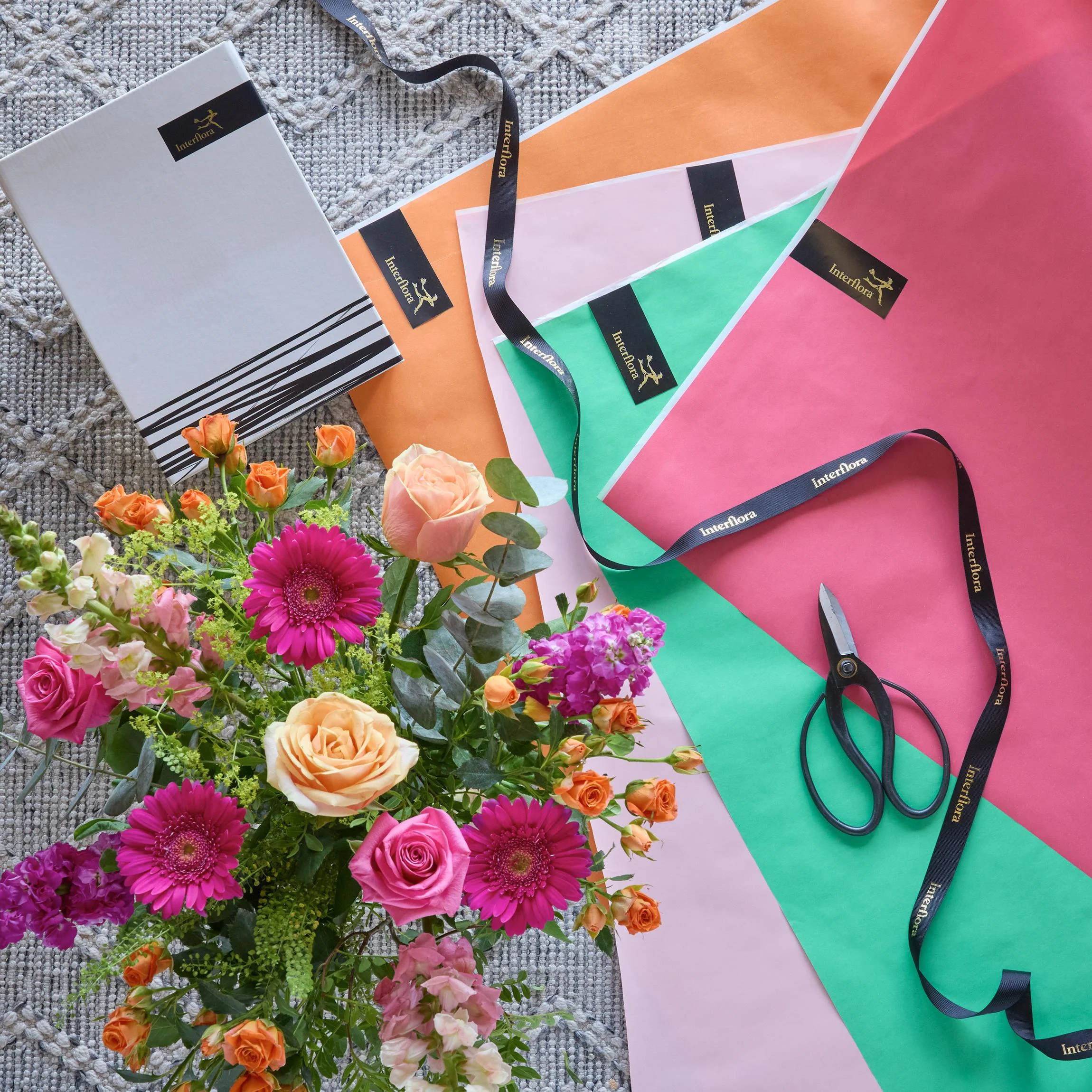 Opulent Pastel Bouquet - Image 4