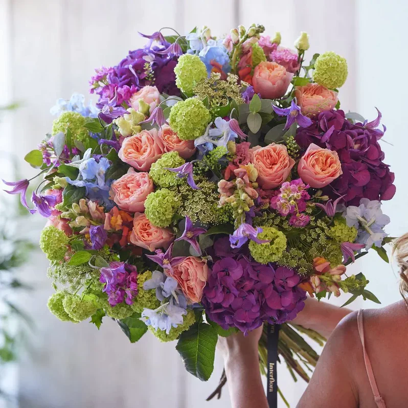 Pure Luxury Bouquet - Image 3