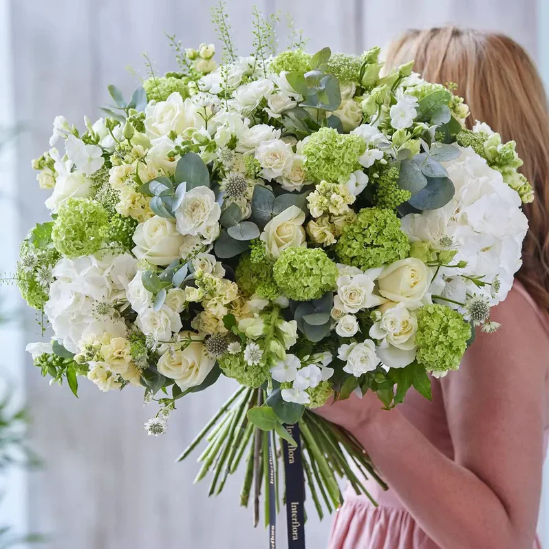 Pure Luxury Bouquet - Image 4