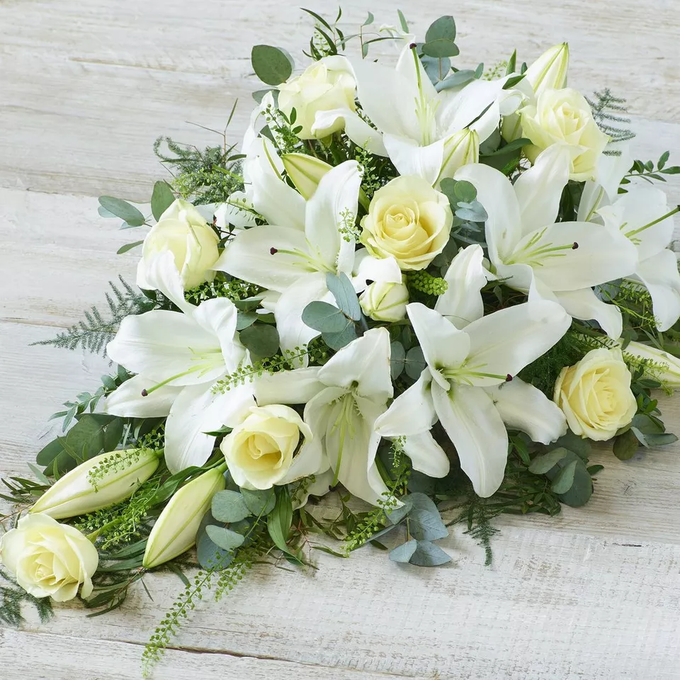 Rose and Lily Spray - Image 11