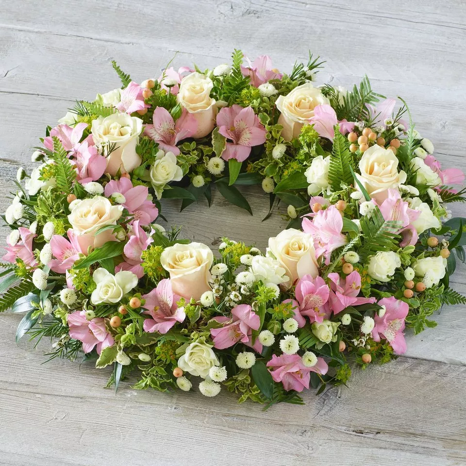 Soft Pastel Wreath - Image 6
