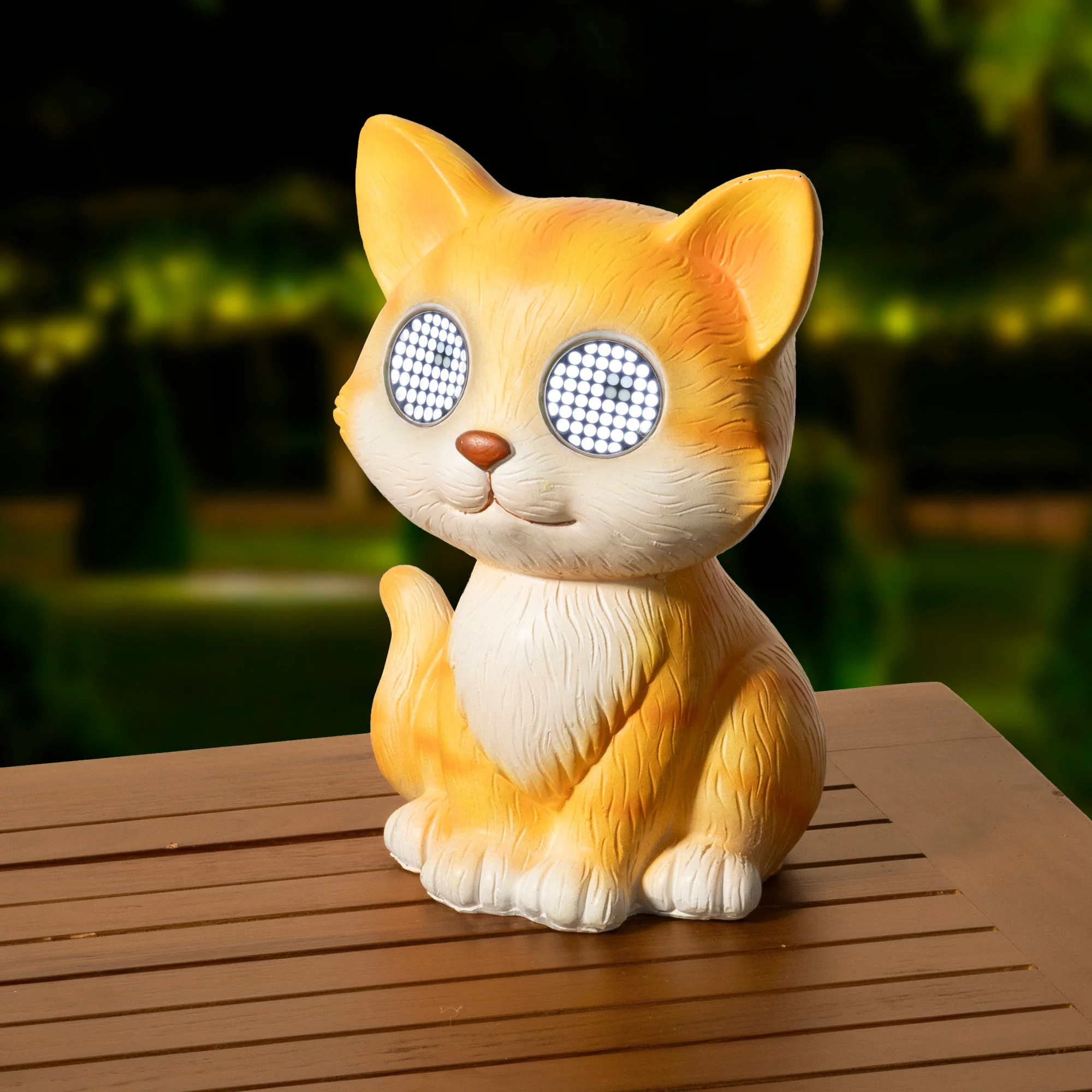 Solar cat polyresin