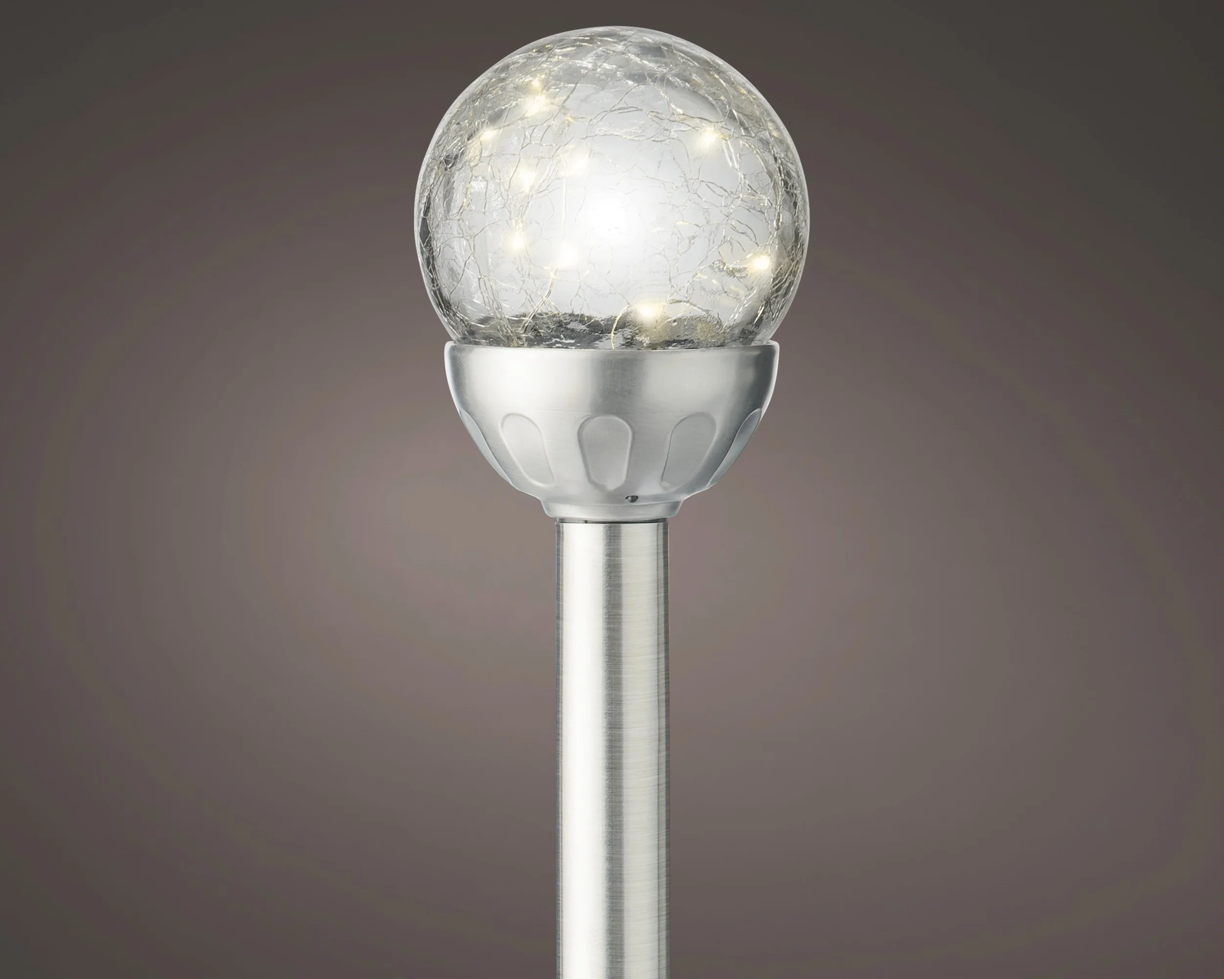 Solar stake light - Image 4