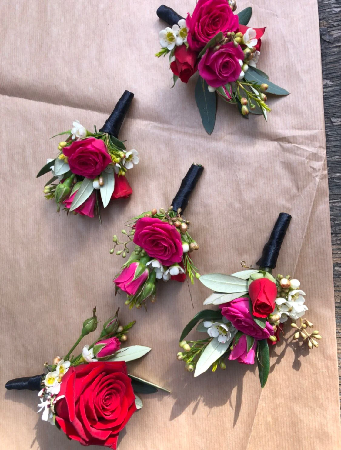 Sweetheart Spray Rose Bouttonnieres