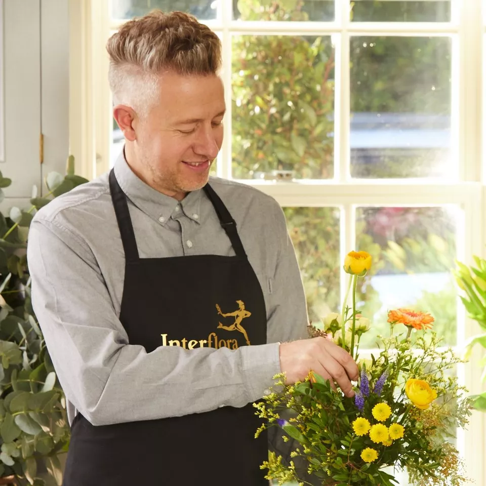 Ultimate Classic Spring Bouquet - Image 3