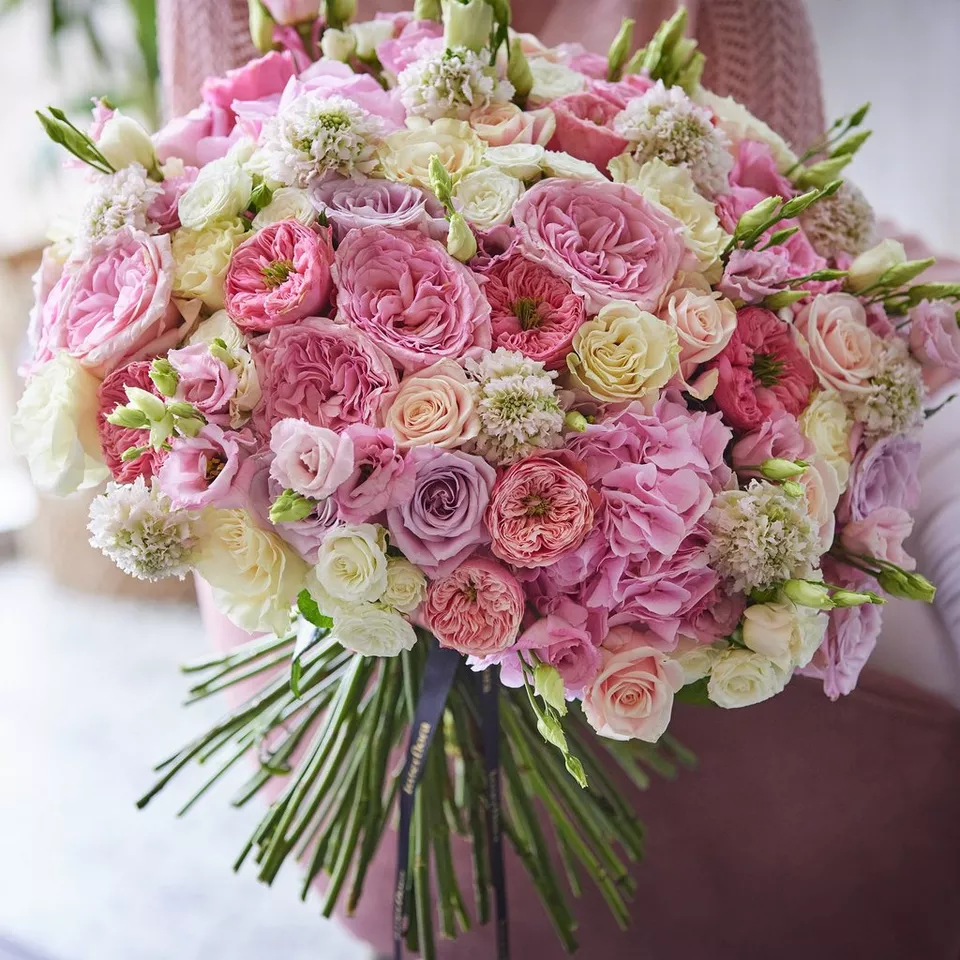Ultimate Luxury Bouquet - Image 2
