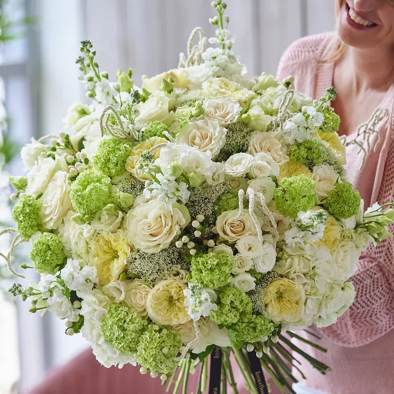 Ultimate Luxury Bouquet - Image 4