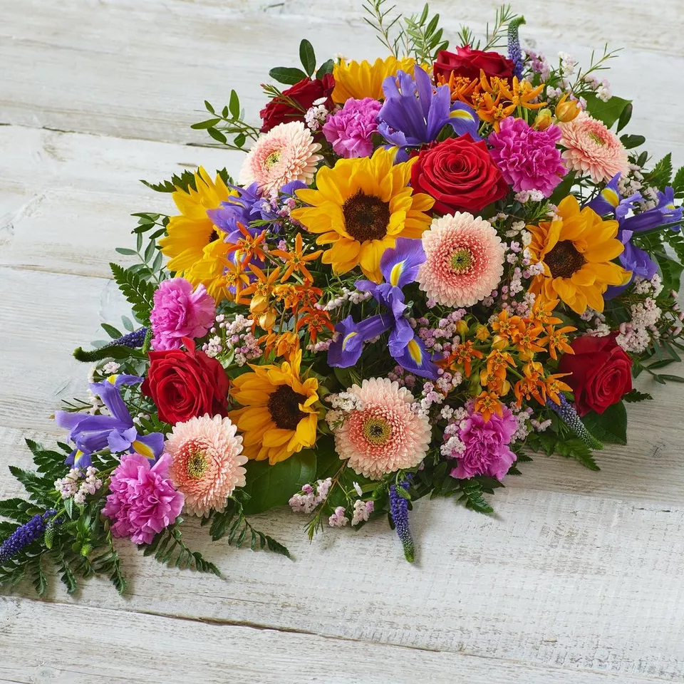 Vibrant Medley Spray - Image 6