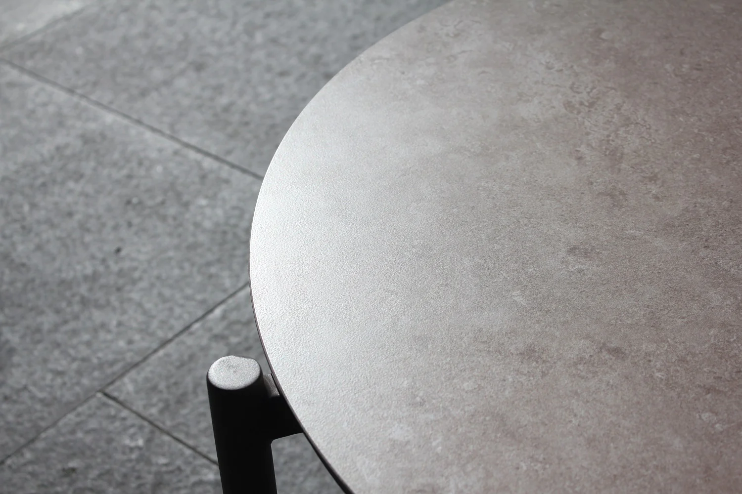 Vic Ceramic Coffee Table - Image 2