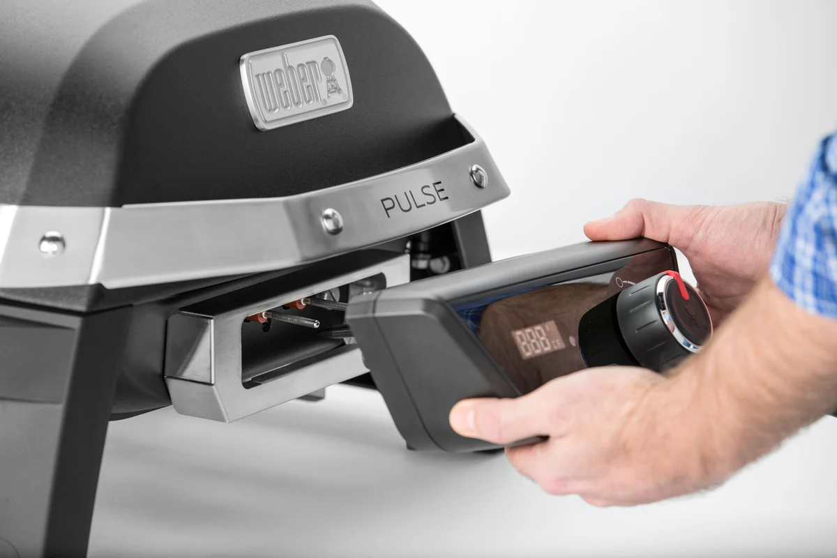 Weber Pulse 1000 Electric Barbecue - Image 3