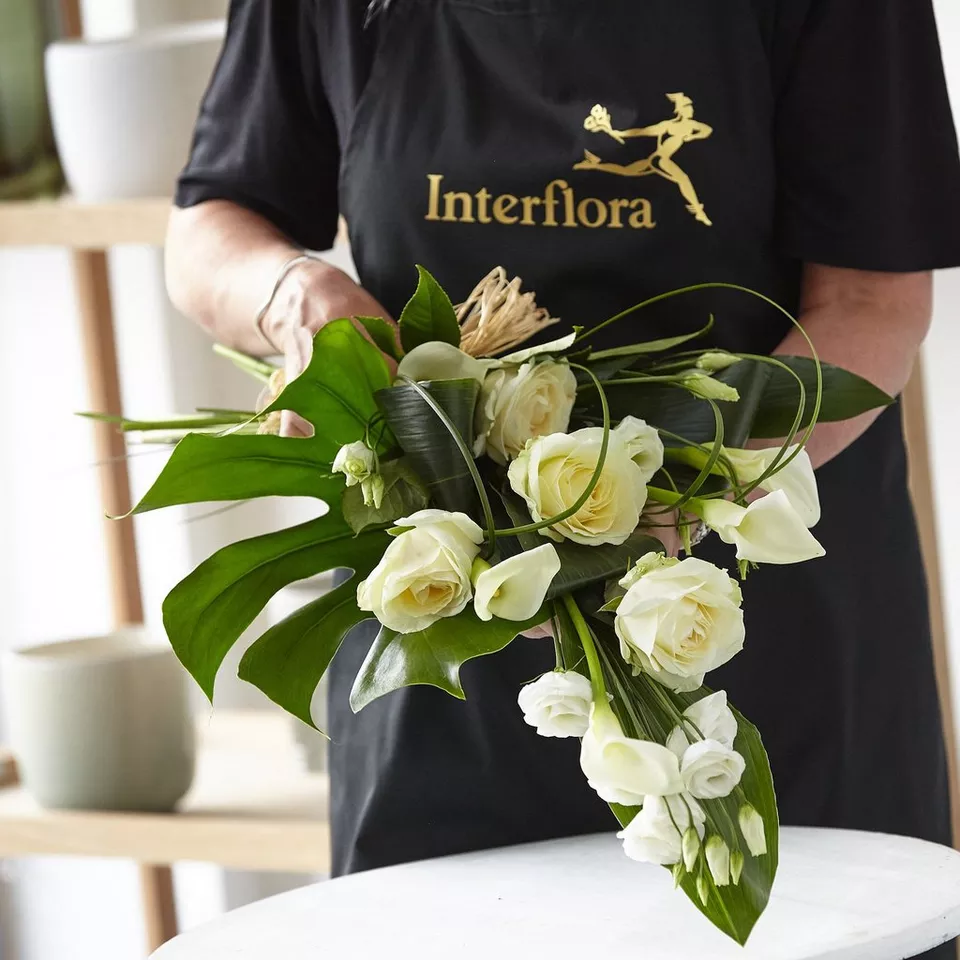 White Rose and Calla Lily Sheaf - Image 3